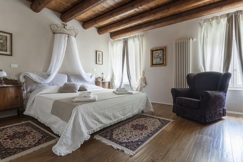 Corte Dei Soavi Soave  Rum bild